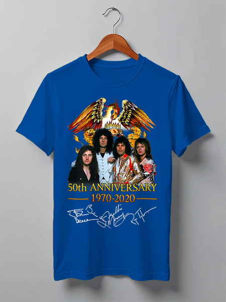 Заказать мужскую футболку в Москве. Футболка классическая Queen 50th Anniversary 1970-2020 от balden - готовые дизайны и нанесение принтов.
