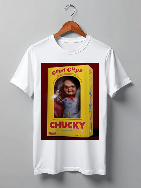 Заказать мужскую футболку в Москве. Футболка классическая Чаки / Chucky / Проклятие Чаки / Curse of Chucky от kino.printio.ru - готовые дизайны и нанесение принтов.
