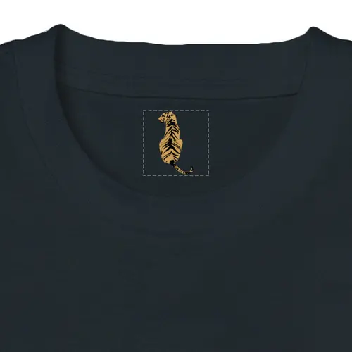 Заказать мужскую футболку в Москве. Футболка классическая крадущийся тигр  от cherdantcev - готовые дизайны и нанесение принтов.