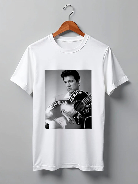 Заказать мужскую футболку в Москве. Футболка классическая Chris Isaak от Fedor - готовые дизайны и нанесение принтов.