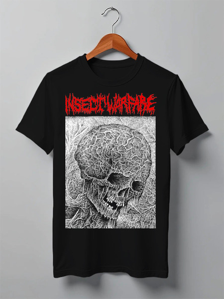 Заказать мужскую футболку в Москве. Футболка классическая Insect Warfare Band от Leichenwagen - готовые дизайны и нанесение принтов.