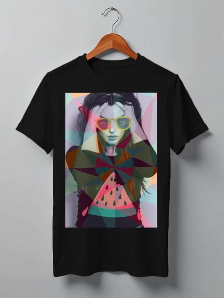 Заказать мужскую футболку в Москве. Футболка классическая Моника Белуччи от mashunya_999@mail.ru - готовые дизайны и нанесение принтов.