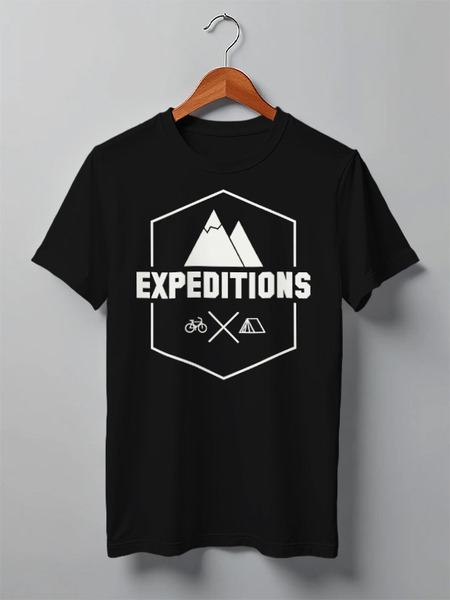 Заказать мужскую футболку в Москве. Футболка классическая Mountains от oneredfoxstore@gmail.com - готовые дизайны и нанесение принтов.