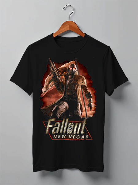 Заказать мужскую футболку в Москве. Футболка классическая Fallout: New Vegas от Curipopik - готовые дизайны и нанесение принтов.