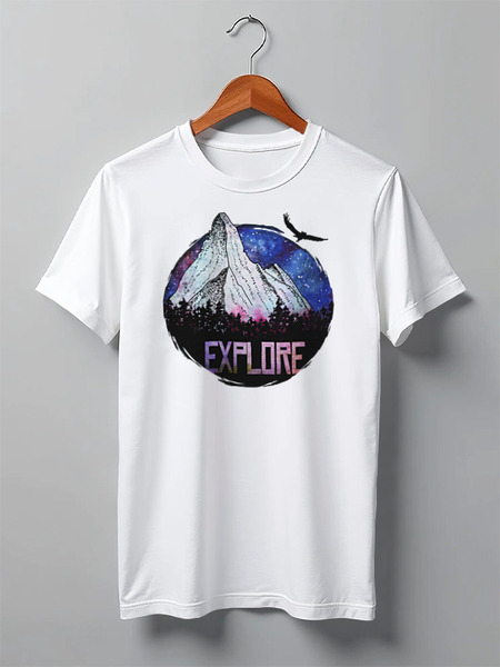 Заказать мужскую футболку в Москве. Футболка классическая Explore от oneredfoxstore@gmail.com - готовые дизайны и нанесение принтов.