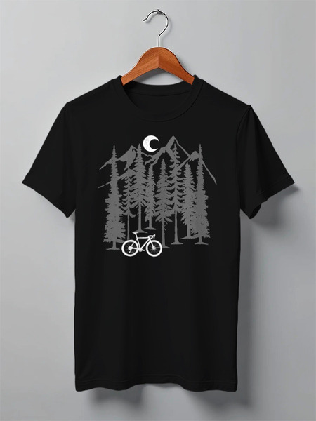 Заказать мужскую футболку в Москве. Футболка классическая Moon and Bike от oneredfoxstore@gmail.com - готовые дизайны и нанесение принтов.