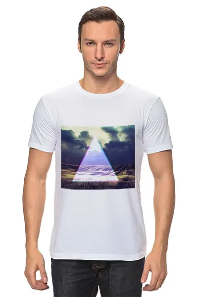 Заказать мужскую футболку в Москве. Футболка классическая Треугольник от Миша Мишин - готовые дизайны и нанесение принтов.