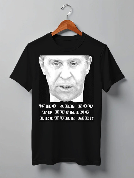 Заказать мужскую футболку в Москве. Футболка классическая Who are you to fucking lecture me?! от valezar - готовые дизайны и нанесение принтов.