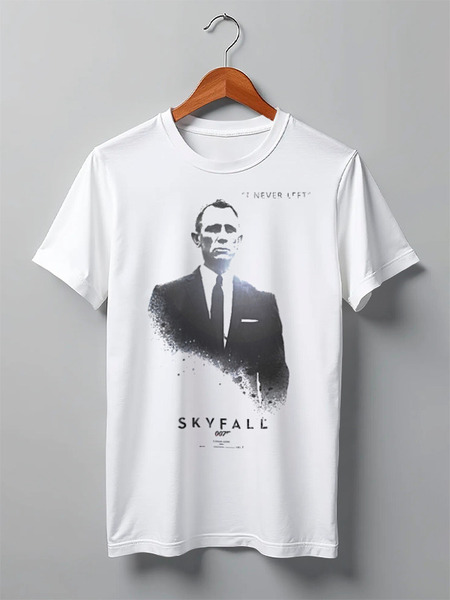Заказать мужскую футболку в Москве. Футболка классическая Skyfall от KinoArt - готовые дизайны и нанесение принтов.