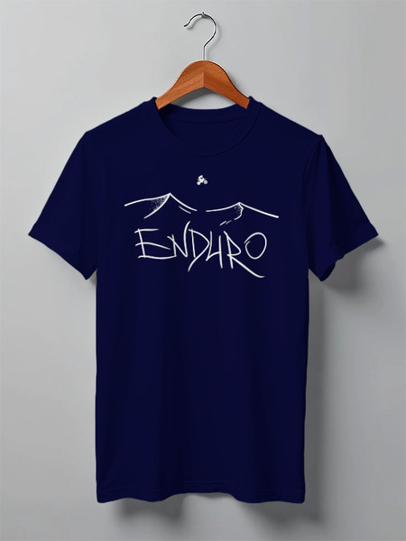 Заказать мужскую футболку в Москве. Футболка классическая Enduro от oneredfoxstore@gmail.com - готовые дизайны и нанесение принтов.
