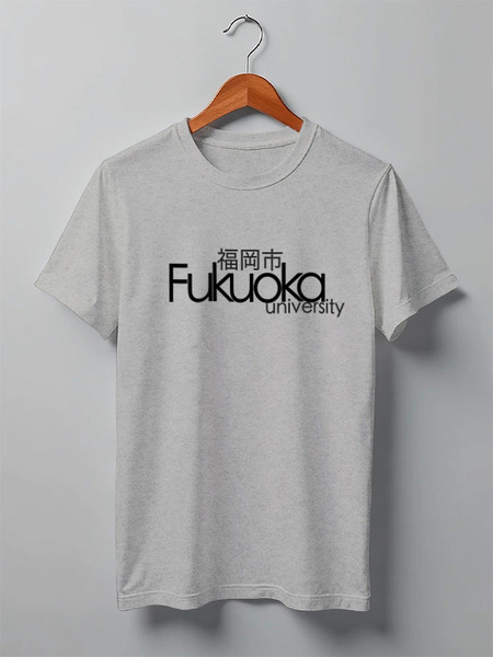 Заказать мужскую футболку в Москве. Футболка классическая Fukuoka University Black от JPshirt - готовые дизайны и нанесение принтов.