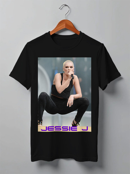 Заказать мужскую футболку в Москве. Футболка классическая Jessie J от Vladec11 - готовые дизайны и нанесение принтов.