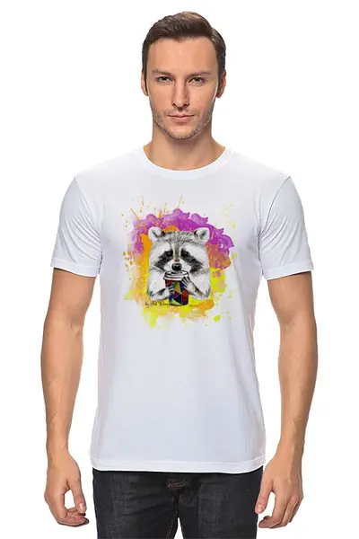 Заказать мужскую футболку в Москве. Футболка классическая Радужный енот от artberry - готовые дизайны и нанесение принтов.