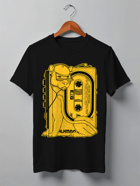 Заказать мужскую футболку в Москве. Футболка классическая WALKMAN  от crash - готовые дизайны и нанесение принтов.