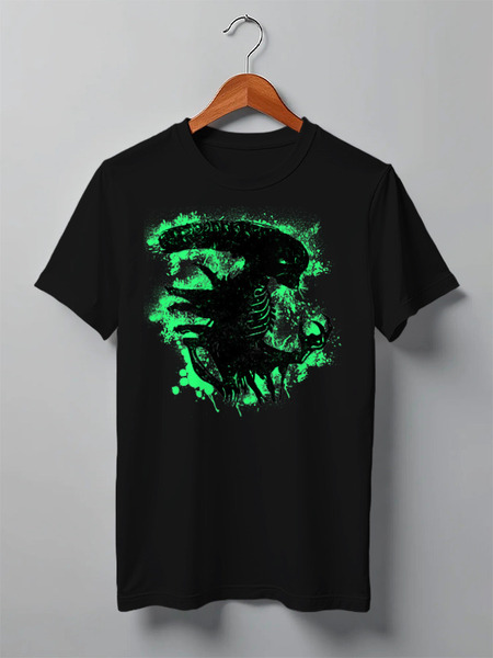 Заказать мужскую футболку в Москве. Футболка классическая Aliens от oneredfoxstore@gmail.com - готовые дизайны и нанесение принтов.
