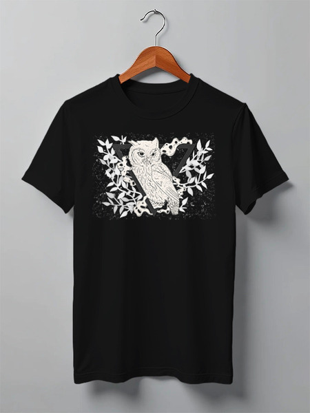 Заказать мужскую футболку в Москве. Футболка классическая Owl Here от oneredfoxstore@gmail.com - готовые дизайны и нанесение принтов.