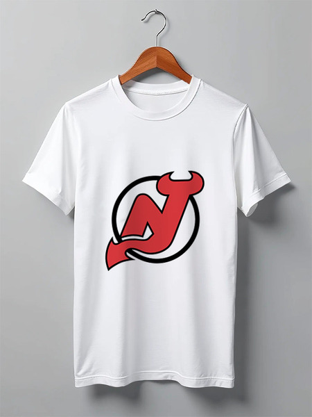 Заказать мужскую футболку в Москве. Футболка классическая New Jersey Devils от BURNSHIRTS - готовые дизайны и нанесение принтов.