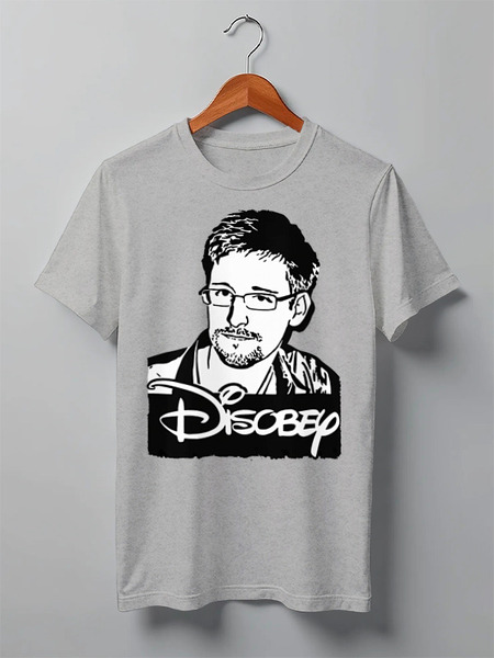 Заказать мужскую футболку в Москве. Футболка классическая Edward Snowden от Leichenwagen - готовые дизайны и нанесение принтов.