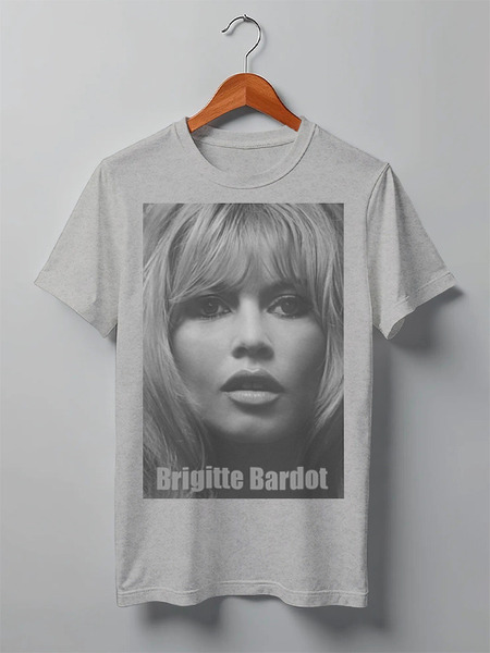 Заказать мужскую футболку в Москве. Футболка классическая Brigitte Bardot от KinoArt - готовые дизайны и нанесение принтов.