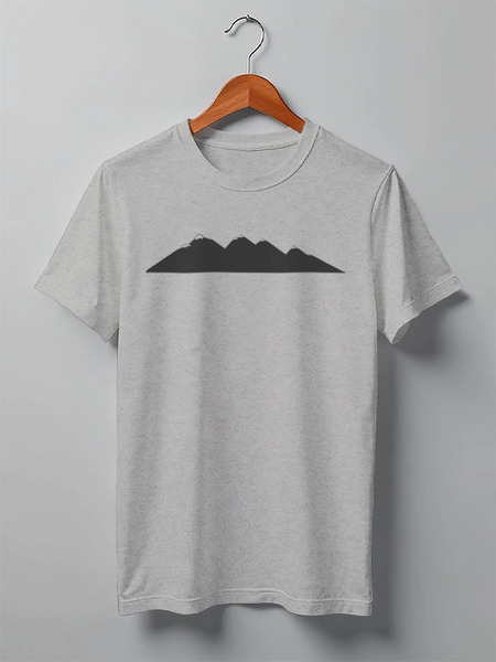 Заказать мужскую футболку в Москве. Футболка классическая Mountains от oneredfoxstore@gmail.com - готовые дизайны и нанесение принтов.