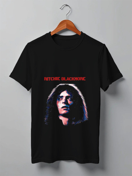 Заказать мужскую футболку в Москве. Футболка классическая Ritchie Blackmore (Ричи Блэкмор) от Денис - готовые дизайны и нанесение принтов.