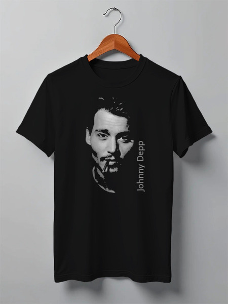 Заказать мужскую футболку в Москве. Футболка классическая Johnny Depp от KinoArt - готовые дизайны и нанесение принтов.