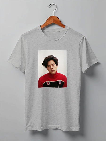 Заказать мужскую футболку в Москве. Футболка классическая Cole Sprouse от Polilog - готовые дизайны и нанесение принтов.