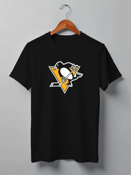 Заказать мужскую футболку в Москве. Футболка классическая Pittsburgh Penguins / NHL USA от KinoArt - готовые дизайны и нанесение принтов.