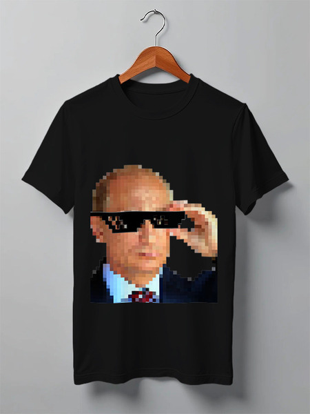 Заказать мужскую футболку в Москве. Футболка классическая Pixel Putin от karbafoss - готовые дизайны и нанесение принтов.
