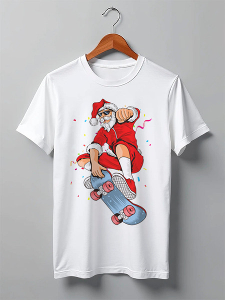 Заказать мужскую футболку в Москве. Футболка классическая Extreme Santa от balden - готовые дизайны и нанесение принтов.