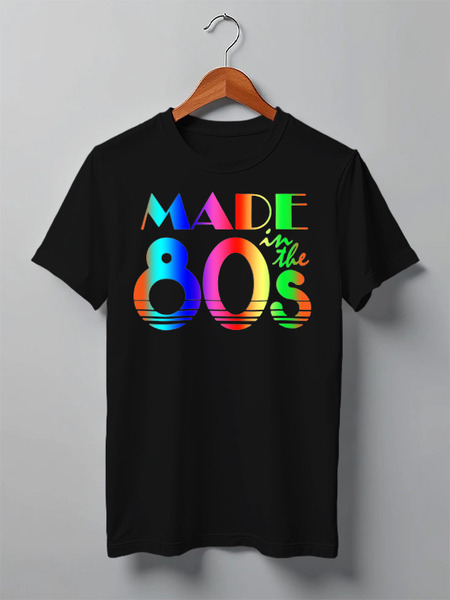 Заказать мужскую футболку в Москве. Футболка классическая MadeInThe80s от balden - готовые дизайны и нанесение принтов.