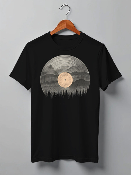 Заказать мужскую футболку в Москве. Футболка классическая High Vinyl от oneredfoxstore@gmail.com - готовые дизайны и нанесение принтов.
