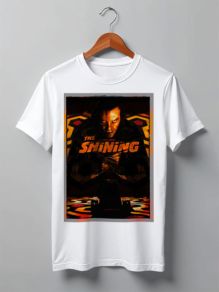 Заказать мужскую футболку в Москве. Футболка классическая Сияние / The Shining от kino.printio.ru - готовые дизайны и нанесение принтов.