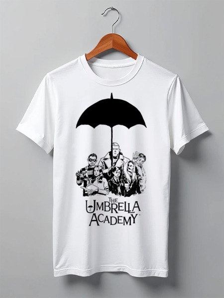 Заказать мужскую футболку в Москве. Футболка классическая UMBRELLA ACADEMY от robus - готовые дизайны и нанесение принтов.