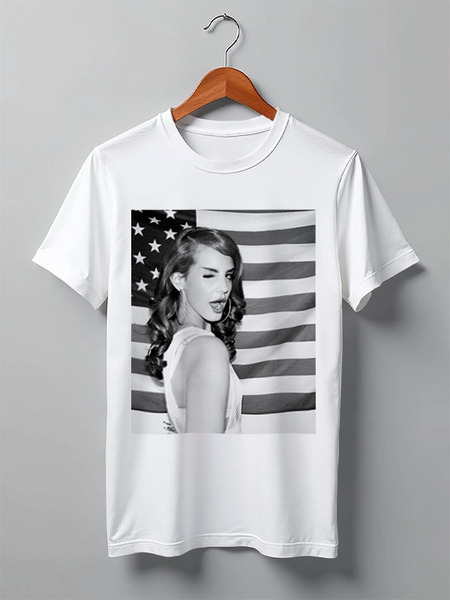 Заказать мужскую футболку в Москве. Футболка классическая Lana Del Rey от Михаил Горюнов - готовые дизайны и нанесение принтов.