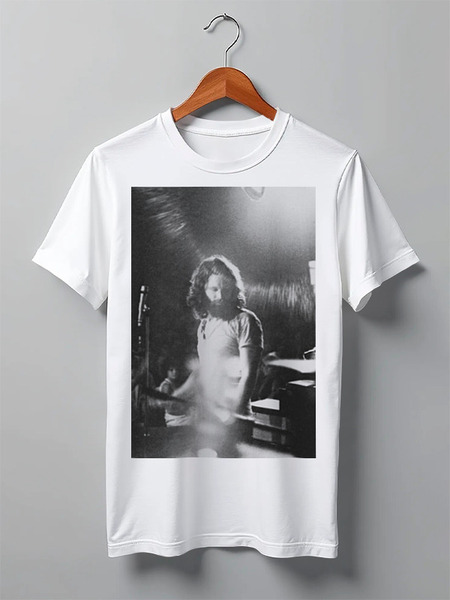 Заказать мужскую футболку в Москве. Футболка классическая Jim Morrison от themaxlevin - готовые дизайны и нанесение принтов.