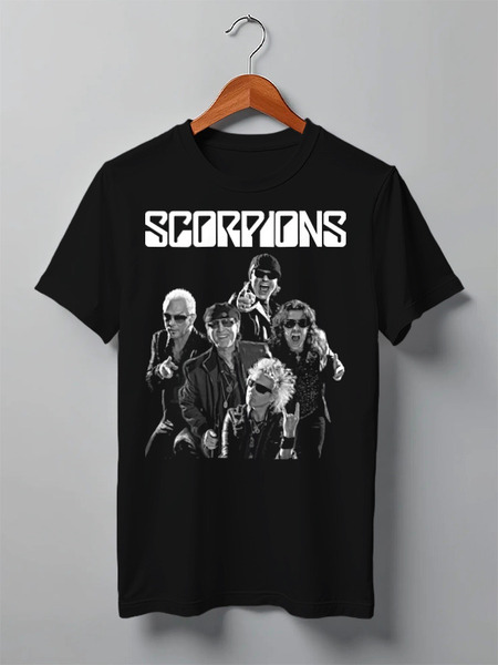 Заказать мужскую футболку в Москве. Футболка классическая Scorpions Band от Leichenwagen - готовые дизайны и нанесение принтов.