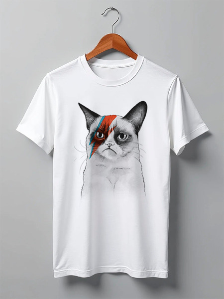 Заказать мужскую футболку в Москве. Футболка классическая Grumpy Cat x Bowie от coolmag - готовые дизайны и нанесение принтов.