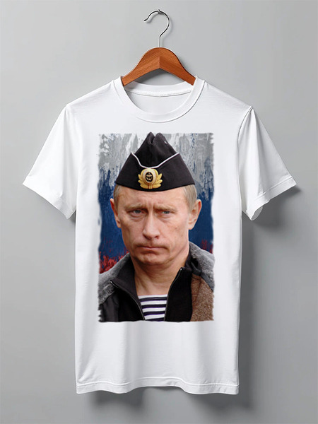Заказать мужскую футболку в Москве. Футболка классическая Putin от Leichenwagen - готовые дизайны и нанесение принтов.