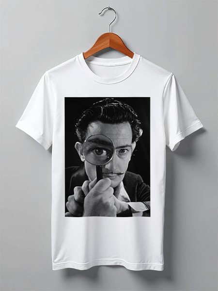 Заказать мужскую футболку в Москве. Футболка классическая Salvador Dali от Антон Величко - готовые дизайны и нанесение принтов.