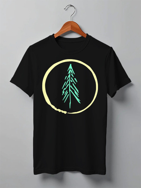 Заказать мужскую футболку в Москве. Футболка классическая Forest от oneredfoxstore@gmail.com - готовые дизайны и нанесение принтов.