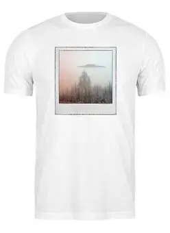 Заказать мужскую футболку в Москве. Футболка классическая UFO In The Russia от oneredfoxstore@gmail.com - готовые дизайны и нанесение принтов.