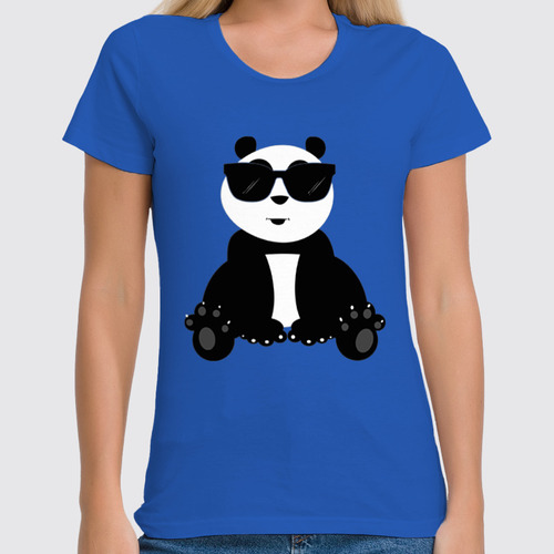 Заказать женскую футболку в Москве. Футболка классическая Панда в очках от fanart - готовые дизайны и нанесение принтов.