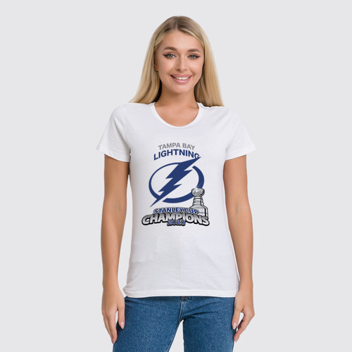 Заказать женскую футболку в Москве. Футболка классическая Tampa Bay Lightning Stanley Cup Champions 2020 от KutvinoV.com  - готовые дизайны и нанесение принтов.