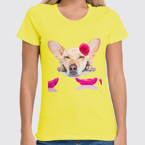 Заказать женскую футболку в Москве. Футболка классическая Собака от Violet - готовые дизайны и нанесение принтов.