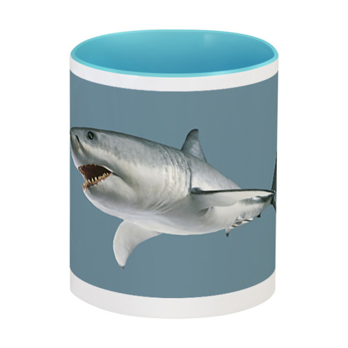 Заказать кружку в Москве. Кружка цветная внутри Атака хищной акулы. от DEPALL - готовые дизайны и нанесение принтов.