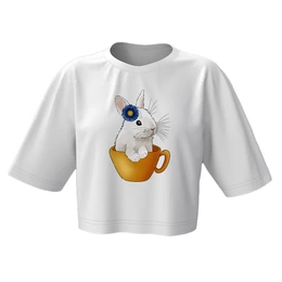 Заказать женскую футболку в Москве. Кроп футболка Крольчонок в чашке от Даша Майер - готовые дизайны и нанесение принтов.