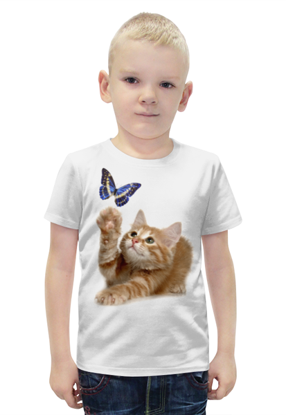 Заказать детскую футболку в Москве. Футболка с полной запечаткой для мальчиков Котенок и бабочка от weeert - готовые дизайны и нанесение принтов.
