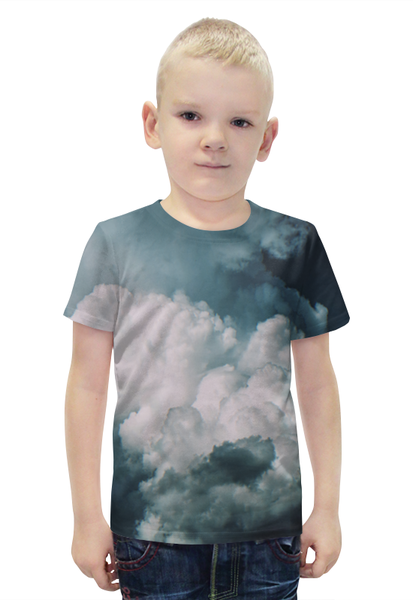 Заказать детскую футболку в Москве. Футболка с полной запечаткой для мальчиков Облака от Тот Самый - готовые дизайны и нанесение принтов.