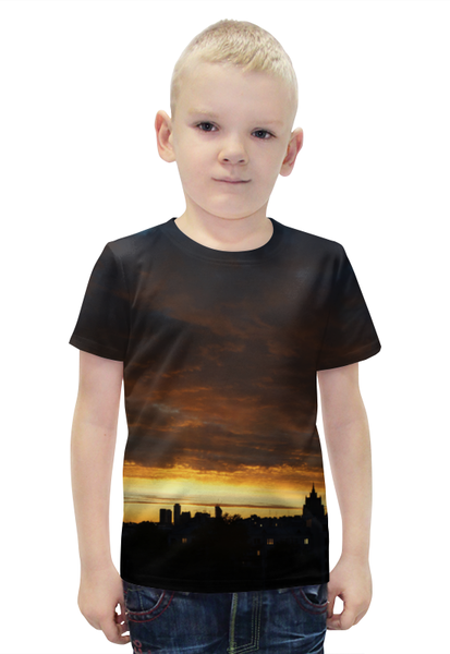 Заказать детскую футболку в Москве. Футболка с полной запечаткой для мальчиков Городской закат от multikot - готовые дизайны и нанесение принтов.